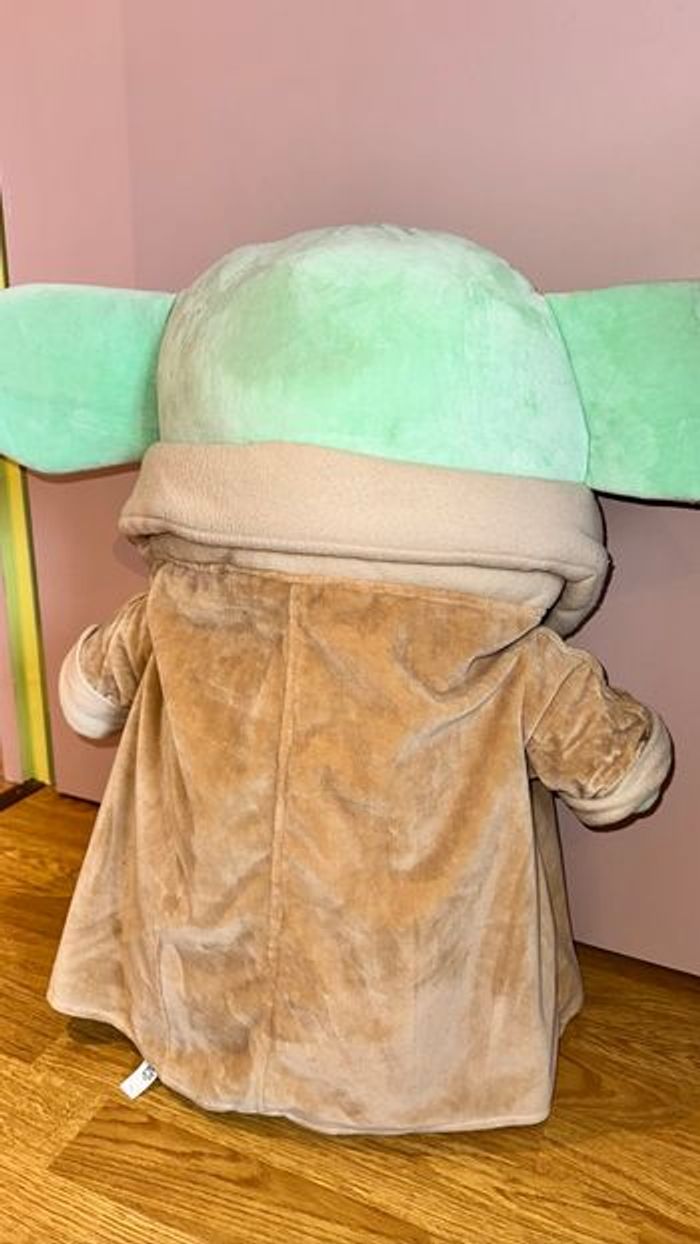 Peluche Disney Baby Yoda - Taille XXL - photo numéro 6