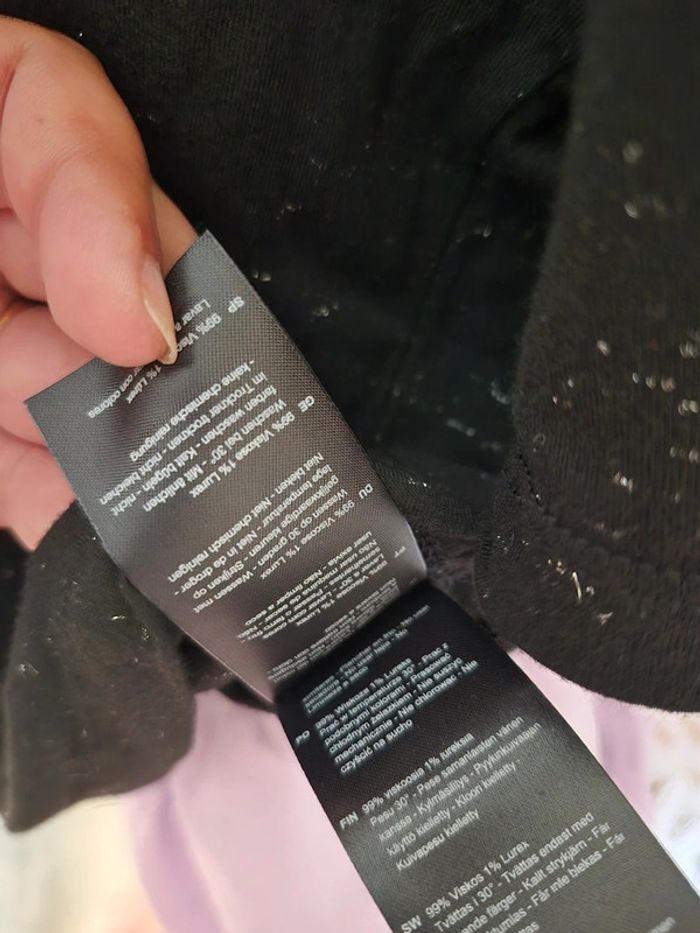 💕joli t-shirt noir avec détails pailletés argentés femme TXS/ 34 kaporal 💕 - photo numéro 16