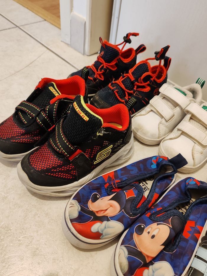 Lot de 16 paires de chaussures pour enfant - photo numéro 2