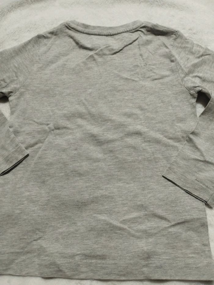 T-shirt manches longues gris 5 ans - photo numéro 4