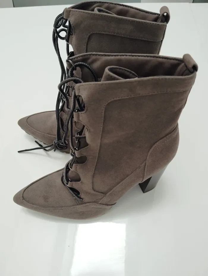 Bottines taille 39 - photo numéro 2