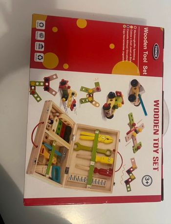 Boîte à outils en bois