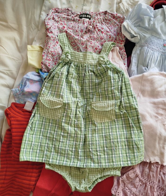 Lot vêtements 2 ans 20 pièces - photo numéro 3