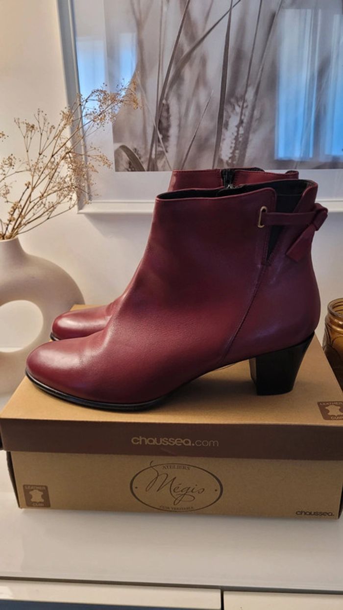 Bottines en cuir neuves taille 41 - photo numéro 2