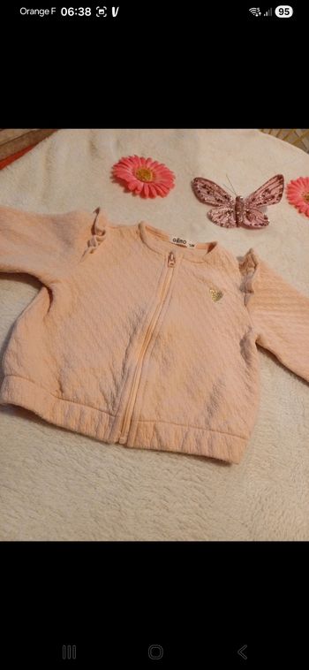 Sweat bébé taille 12 mois