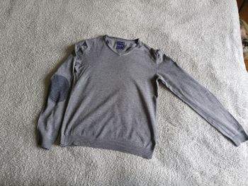 Pull gris col V avec coudières – Devred – taille M