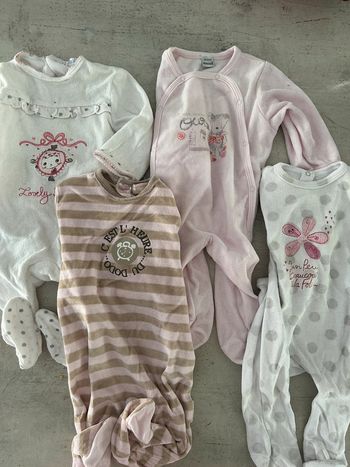 Lot 7 pyjamas hiver fille 6 mois