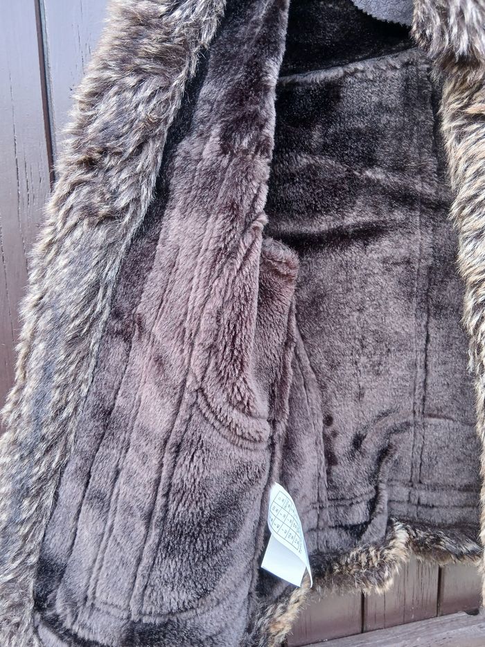 Veste fausse fourrure imitation cuir vieilli - photo numéro 7