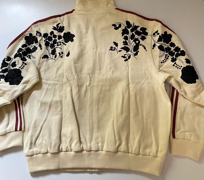 Veste Adidas Originals x ASOS - Édition Limitée Broderie Florale - Taille M - Neuf dans son emballage - photo numéro 2