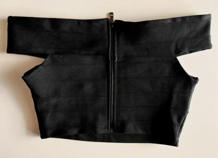 Haut Type Crop top classe - Taille unique / H&M - photo numéro 2