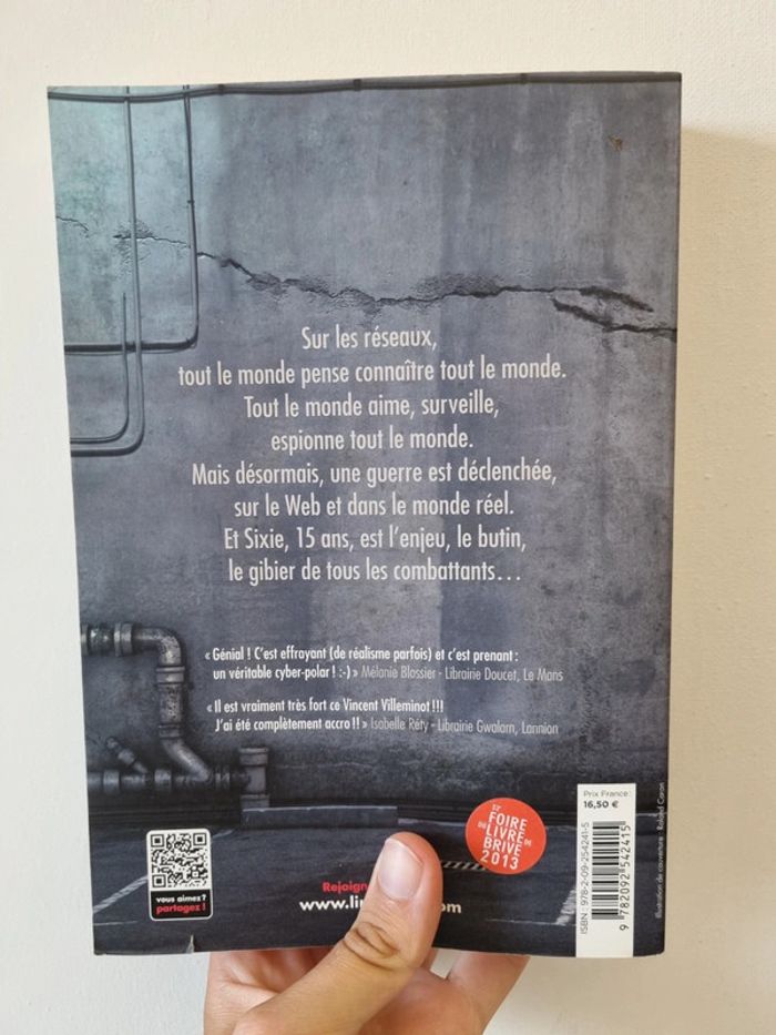 Mini box Réseau(X) Tome 1
Vincent Villeminot - photo numéro 3