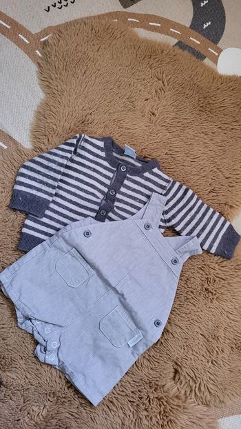 Ensemble salopette + gilet 1 mois