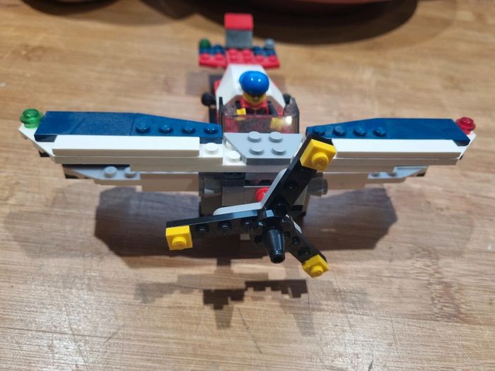Avion Légo - photo numéro 2