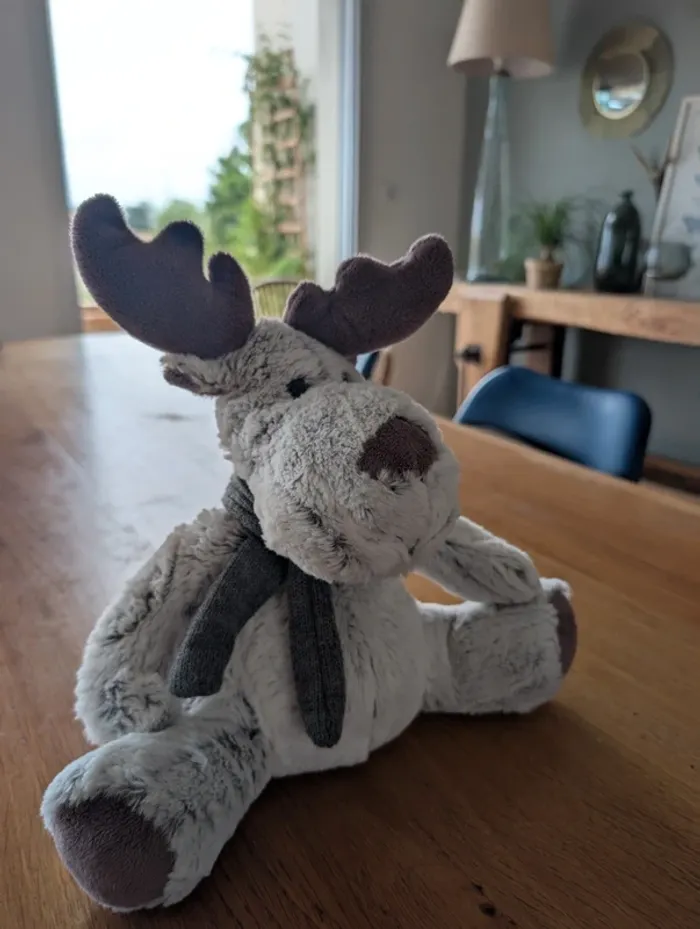 Peluche Renne toute douce 30cm