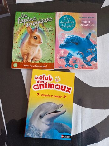 Lot 3 livres les lapins magiques les club des animaux les dauphins d argent
