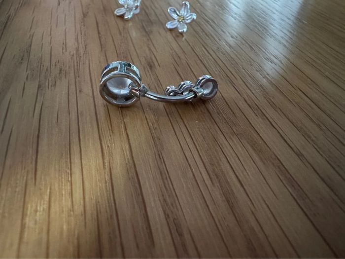 Piercing nombril boucle d’oreille - photo numéro 4