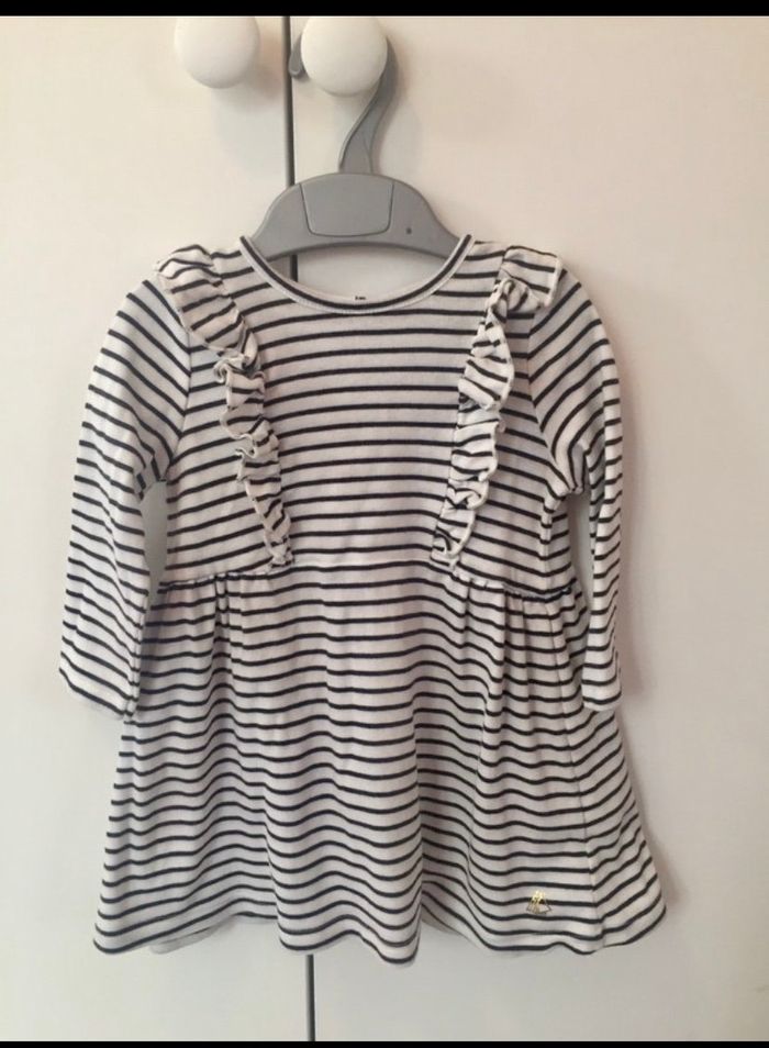 Robe petit bateau 12 mois mise une fois