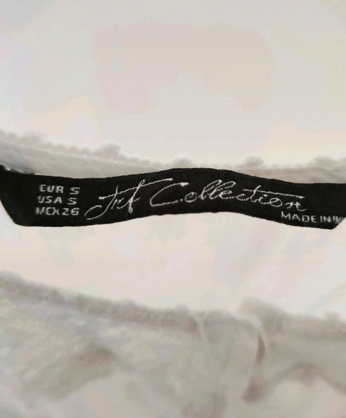 Sublime blouse neuve motif dentelle brodée - Dressing trié par tailles - photo numéro 2