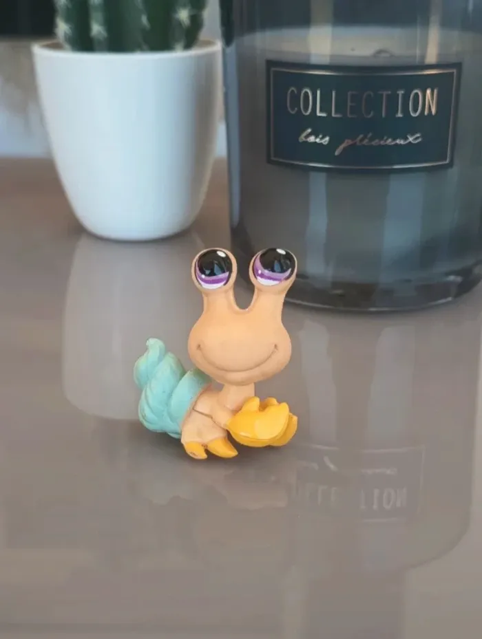 Littlest Pet Shop #1109 Yellow mint hermit crab