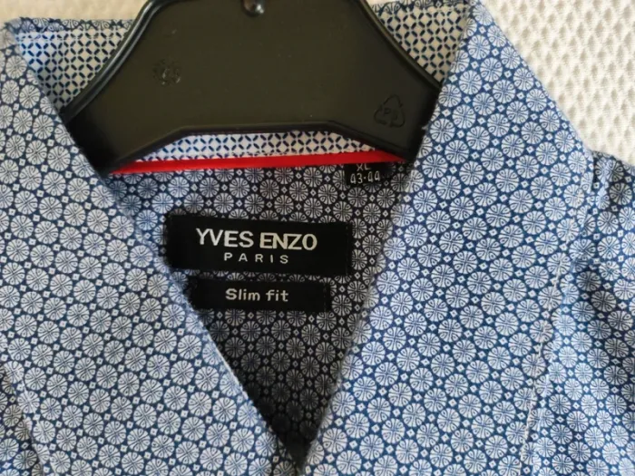 Très belle chemise slim fit Xl - photo numéro 2