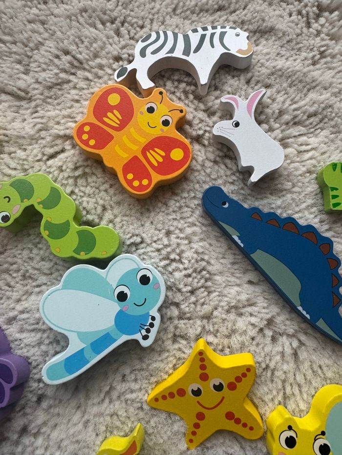 🧸 lot de 20 jouets en bois animaux + dinosaures - bon état - photo numéro 3