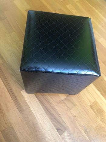 Pouf en cube