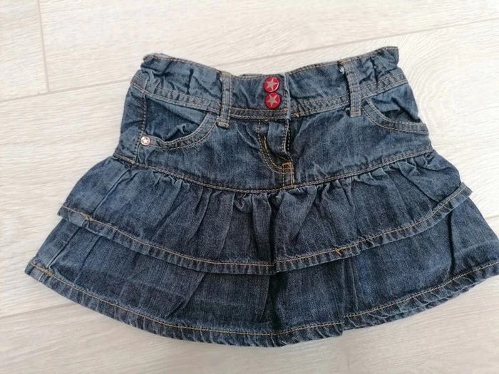 Lot jupes 3 ans - photo numéro 3