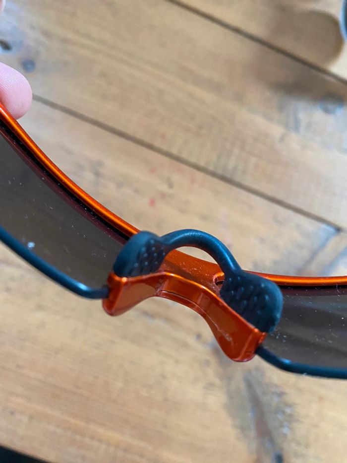 Lunettes soleil enfant marine et orange - photo numéro 4