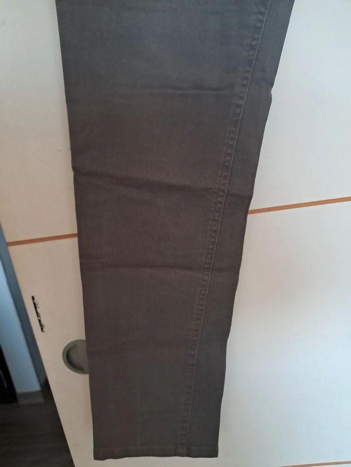 Pantalon de grossesse  taille 44 kiabi - photo numéro 4