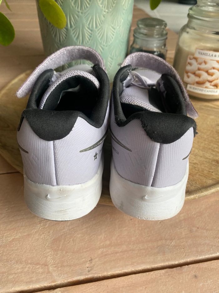 Basket Nike pointure 31,5 - photo numéro 7