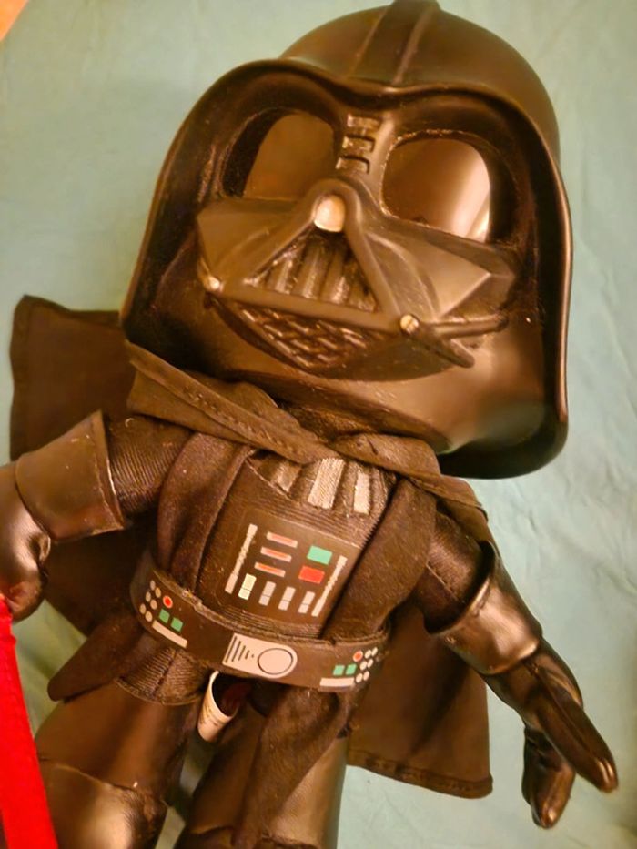 Peluche dark vador électronique - photo numéro 3