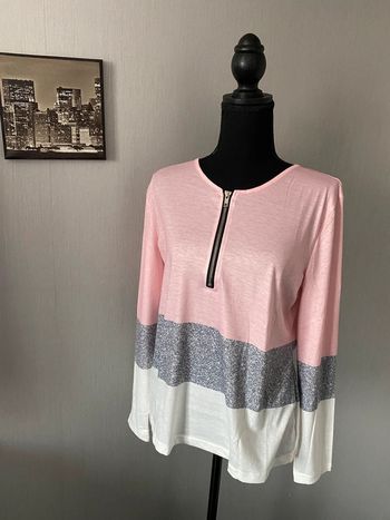 Haut à manches longues à bandes colorées