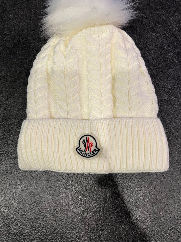 Bonnet moncler - photo numéro 2