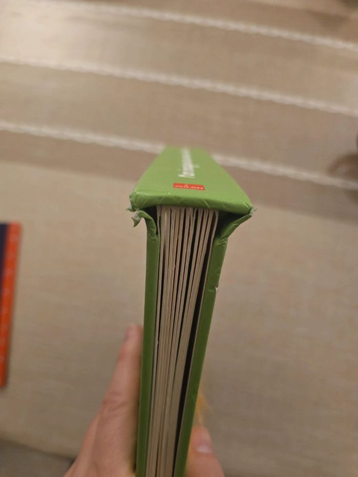 Mon imagier des animaux à toucher, 25 matières 100 animaux, Milan - photo numéro 4