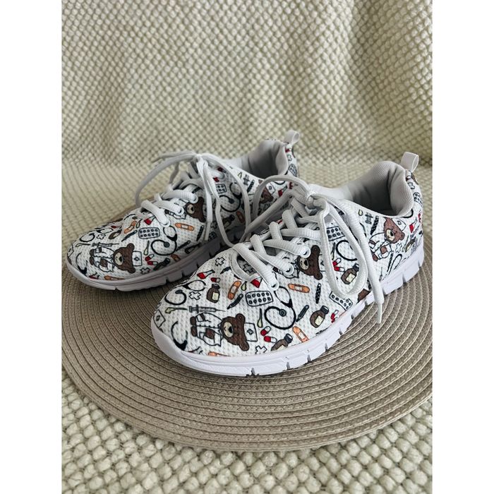 Baskets motifs ours docteur taille 39 Chaqlin