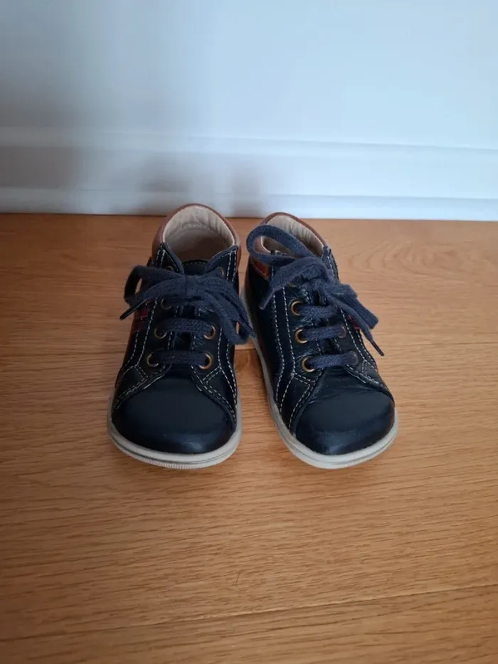 Chaussures bébé en cuir - 19 - très bon état - photo numéro 5