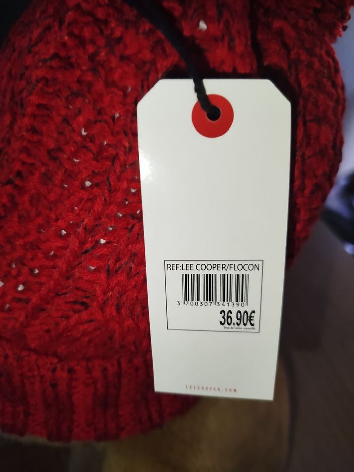 Bonnet avec pompon - photo numéro 7