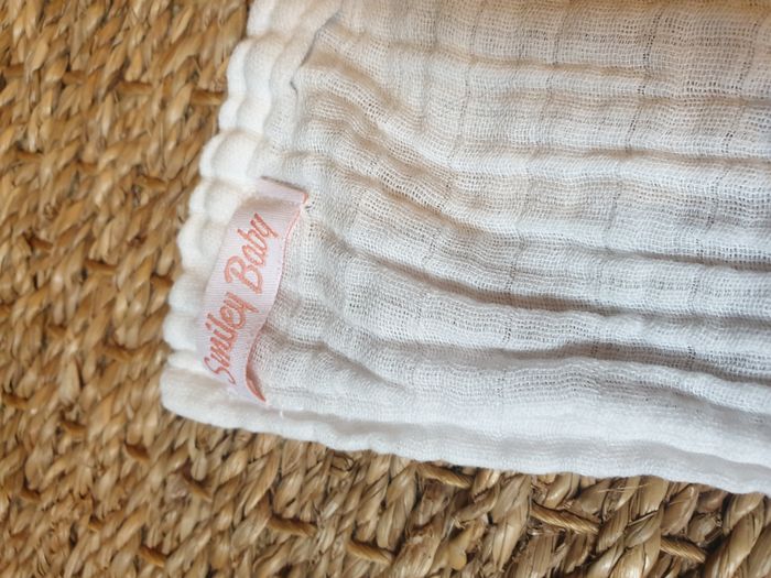 Lot de 2 langes pour bébé fille. Neuf. - photo numéro 5