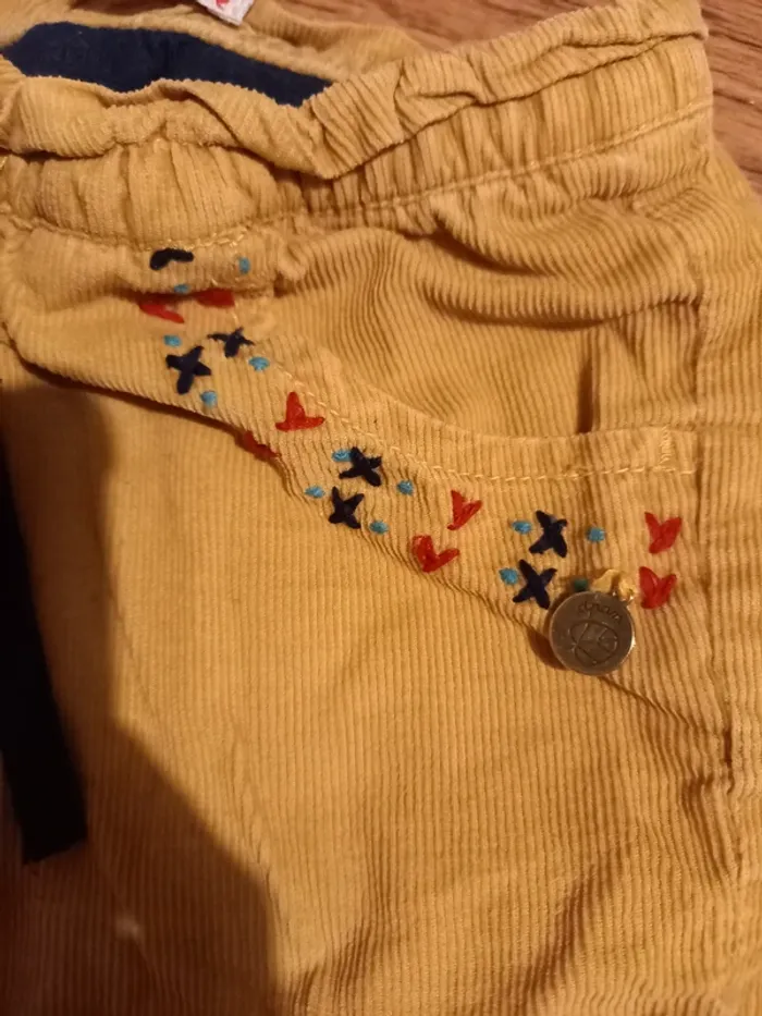 Joli pantalon 18 mois fille - photo numéro 3