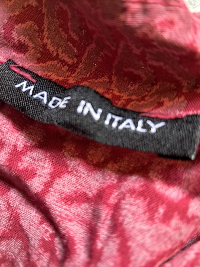 T-shirt rouge à motif - photo numéro 3