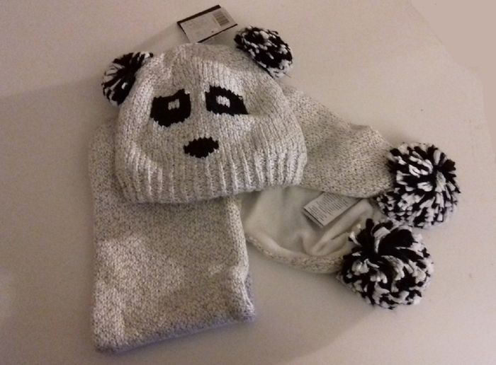 Ensemble bonnet écharpe petit Panda - La Halle - 2 à 4 ans - Neuf