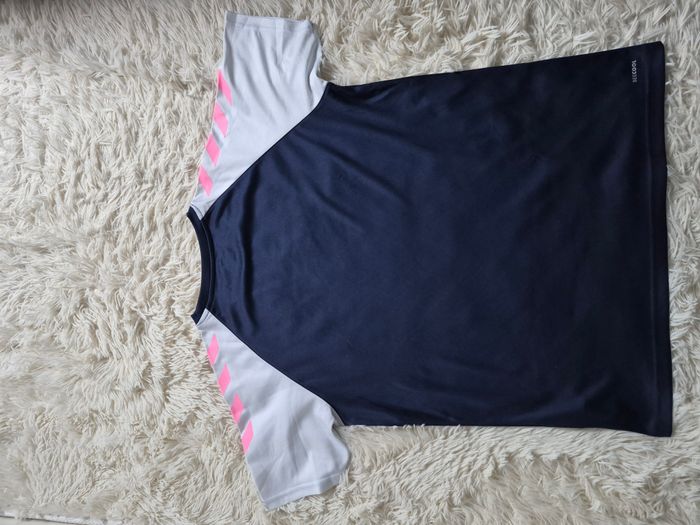 Tee Shirt Hummel bleu marine - Taille S - Très bon état - photo numéro 6