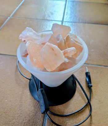 Lampe à cristaux de sel de l'Himalaya 