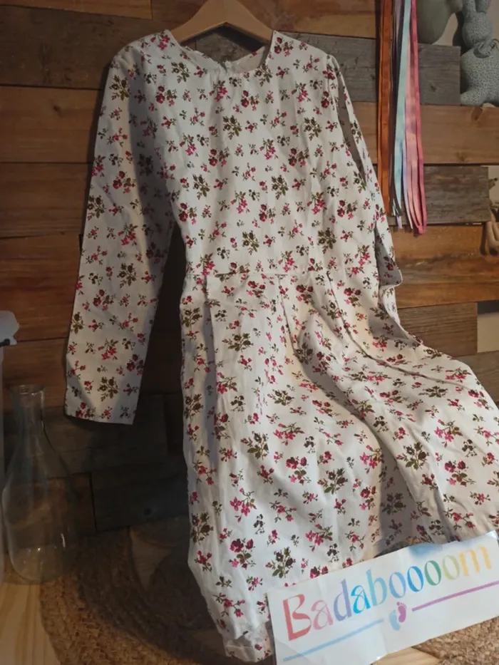 Robe fleurs fait main 8 ans neuf - photo numéro 2