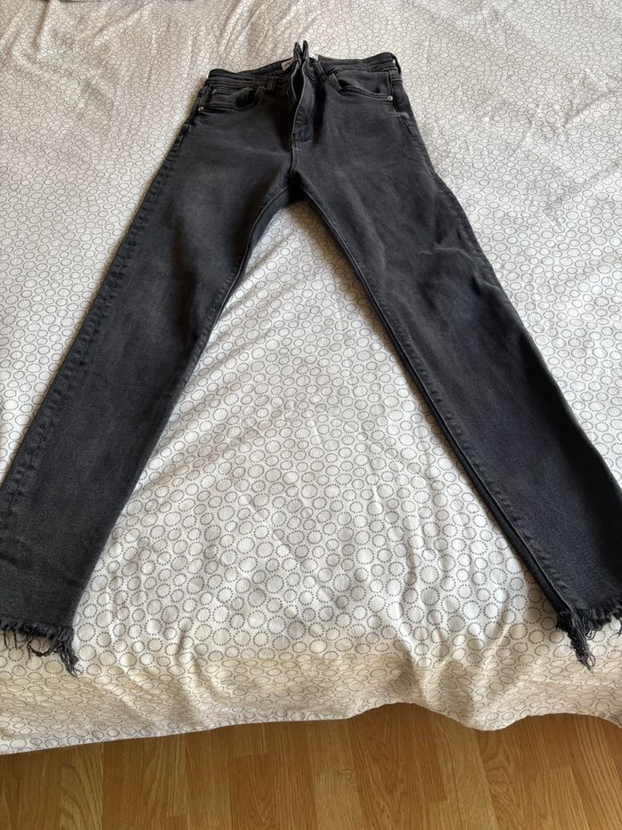 Jean noir Zara - photo numéro 4