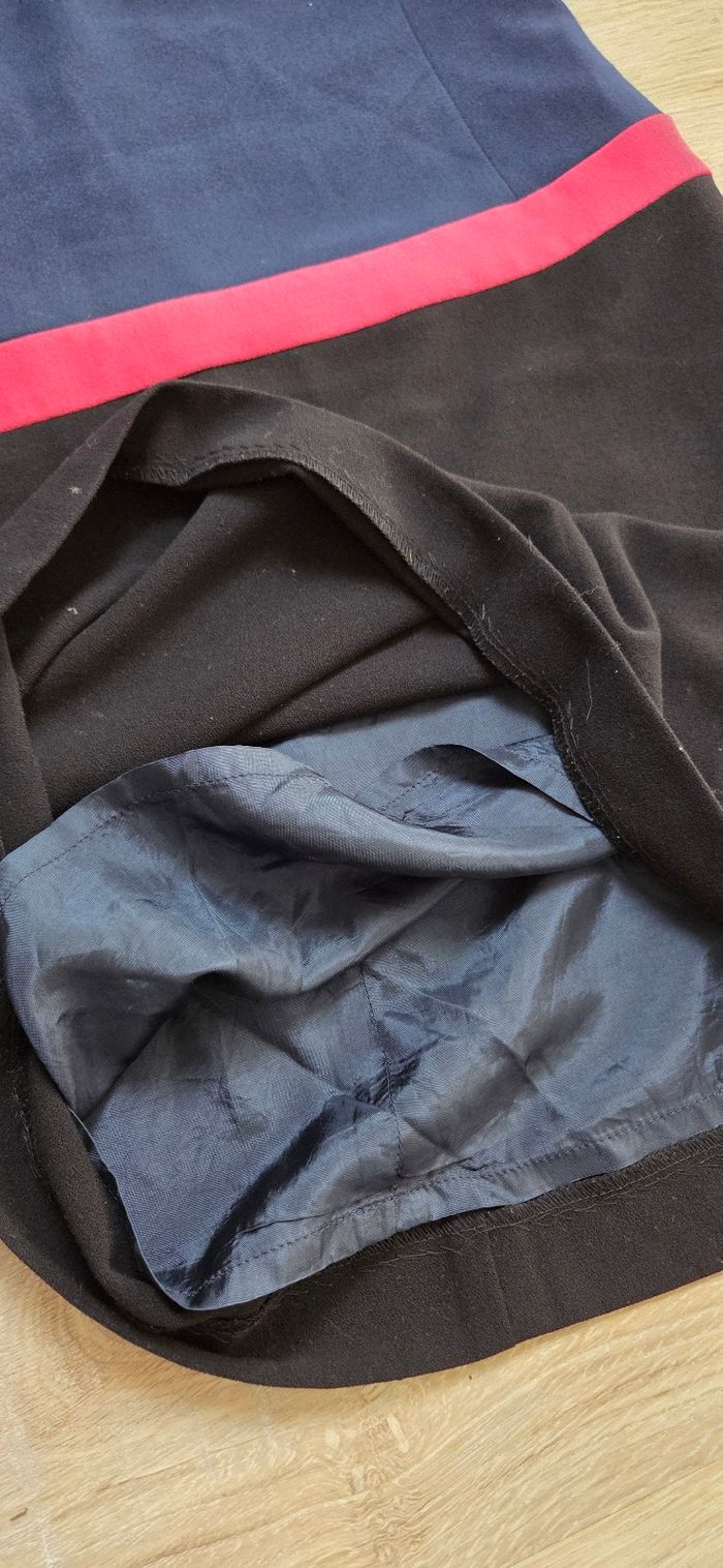 Robe Caroll taille 40/42 noir et bleu en très bon état - photo numéro 5