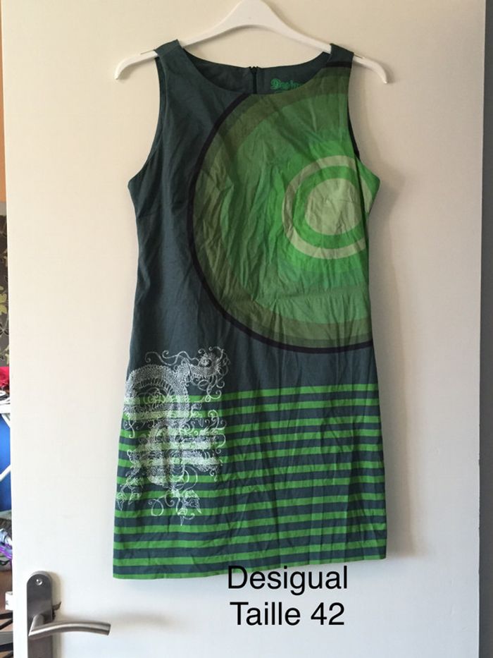 Robe Desigual verte Taille 42