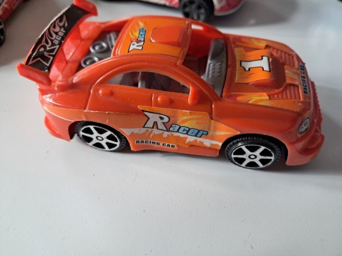 Lot de voitures de courses et une moto - photo numéro 5