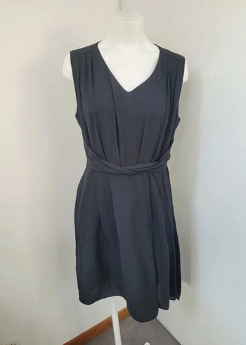 Jolie robe Minimal taille 44