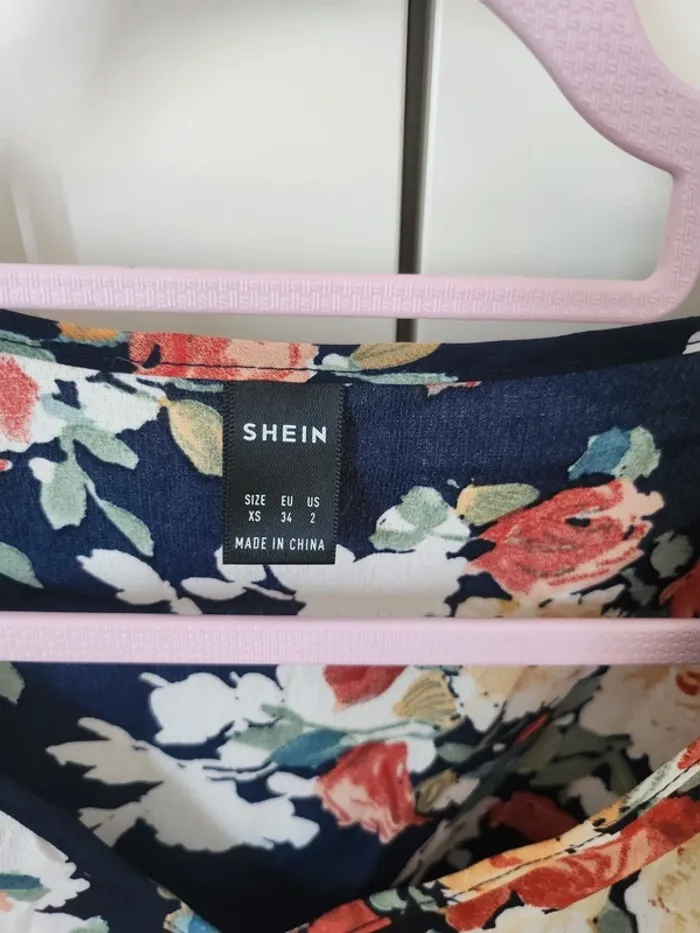 Robe fleurie Shein - photo numéro 3